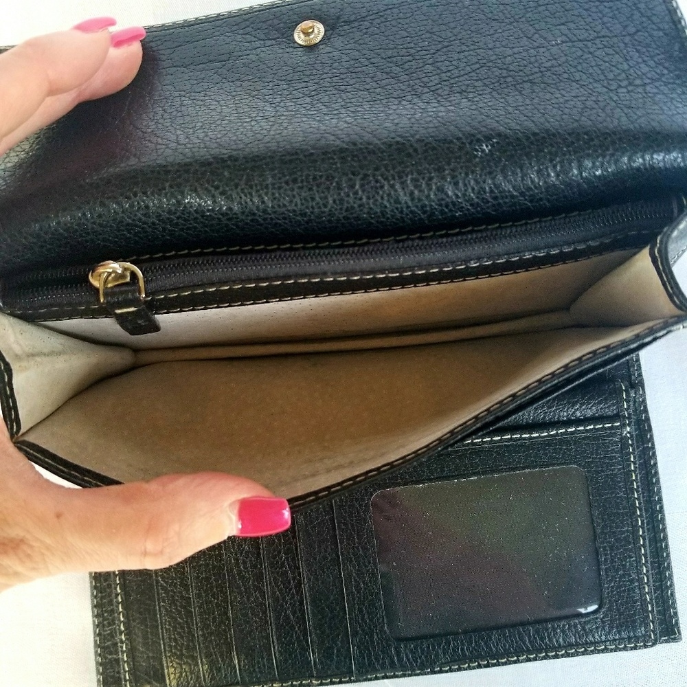 EUC Kate Spade Black Pebble Grain Leather Wallet - Picture 7 of 7